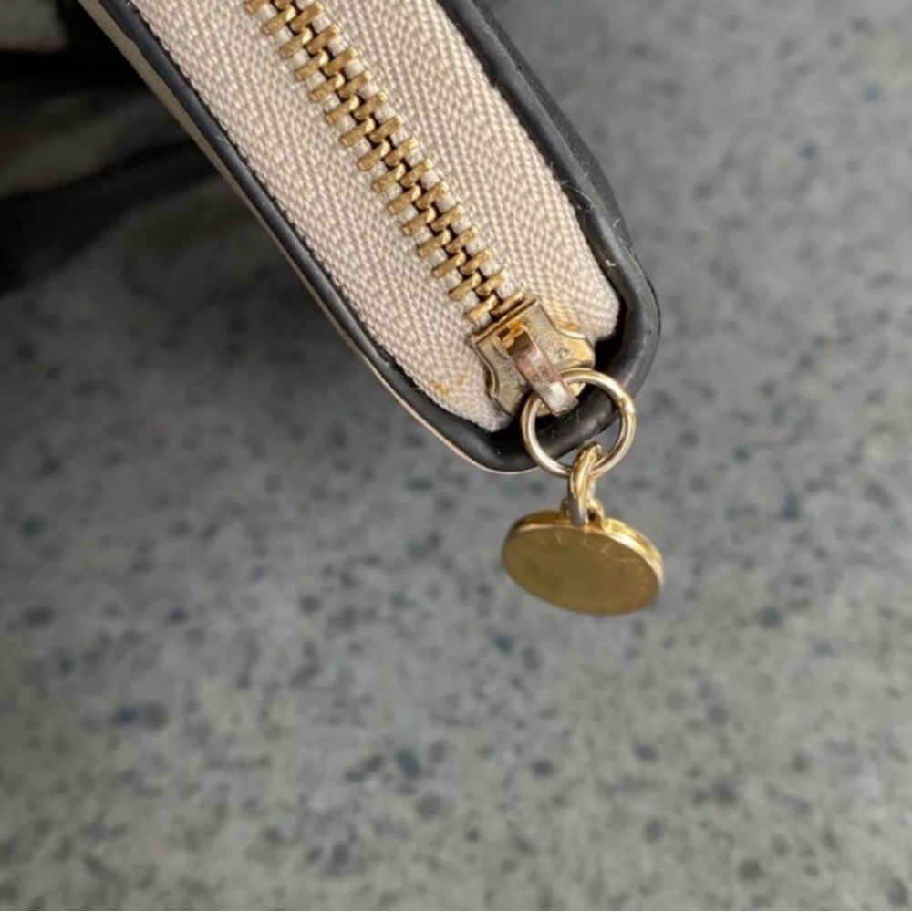 Stella McCartney Black and Cream Mini Crossbody Bag - Picture 13 of 16